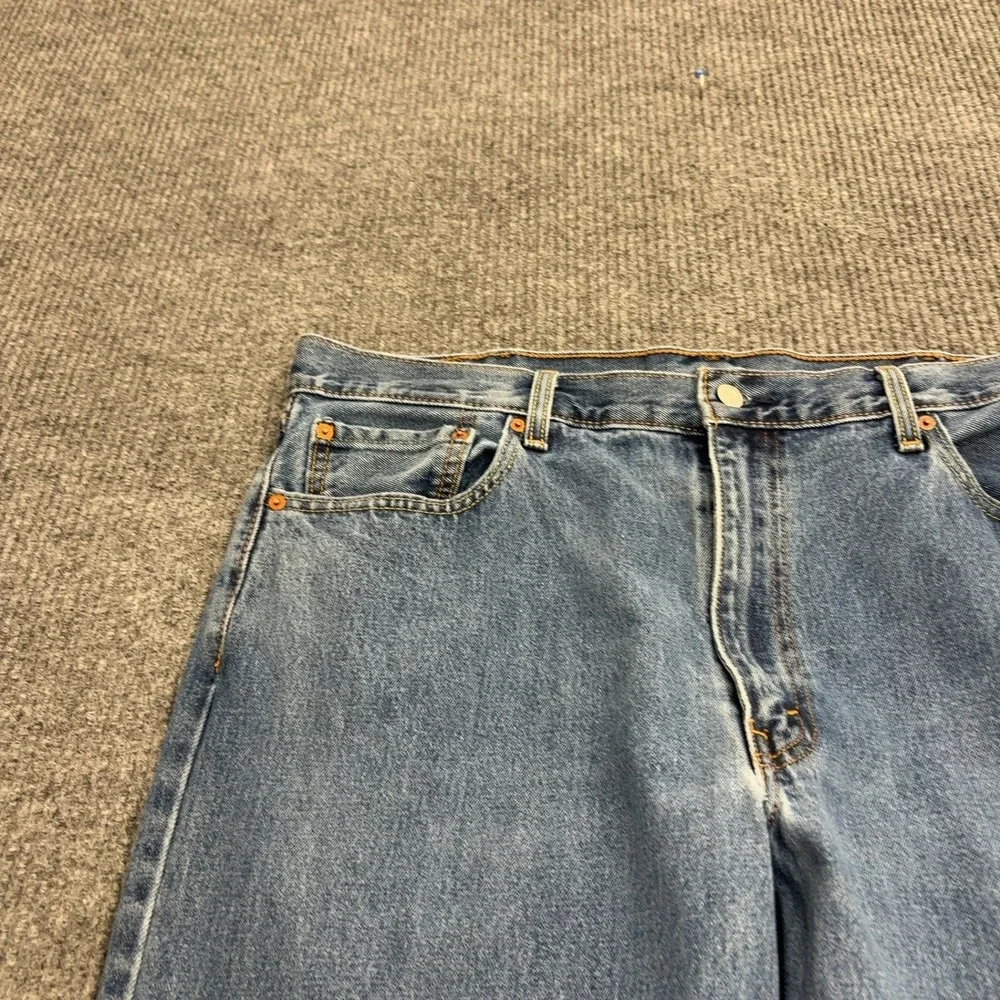 Levis measurements waist